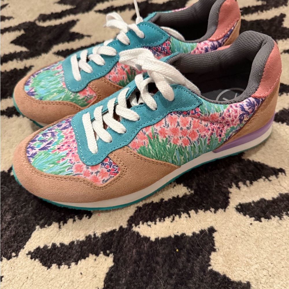 Inkkas Women's Sneakers - Picture 2 of 5